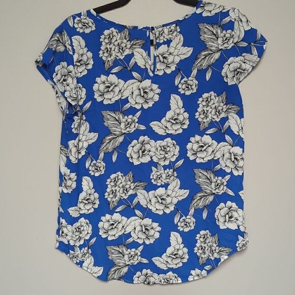 Pink Rose Blue V Neck Blouse - Picture 4 of 7